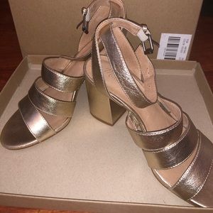 Brand new gold Madewell heeled sandals